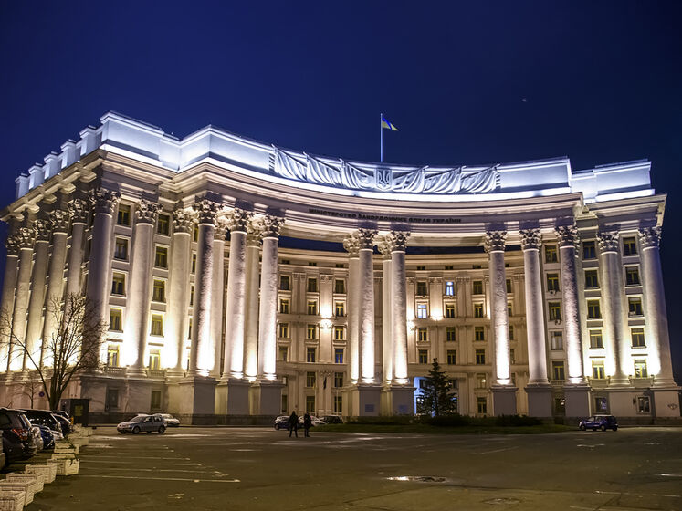 МЗС України привітало шостий пакет санкцій ЄС проти Росії і закликало працювати над сьомим