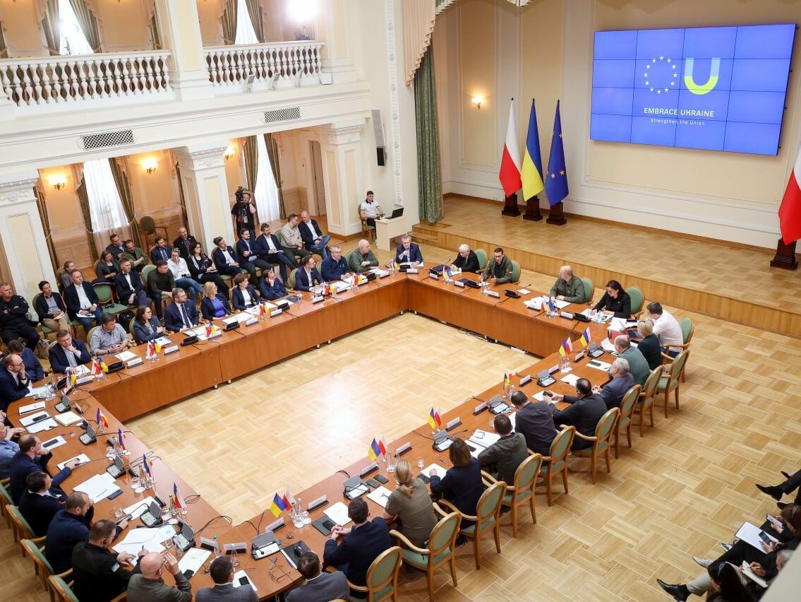 “Отношения Польши и Украины перешли на новый этап”. Правительства двух стран провели совместное заседание и опубликовали заявление