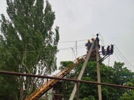 За сутки энергетики ДТЭК вернули свет для 55 тысяч семей в Донецкой и Днепропетровской областях