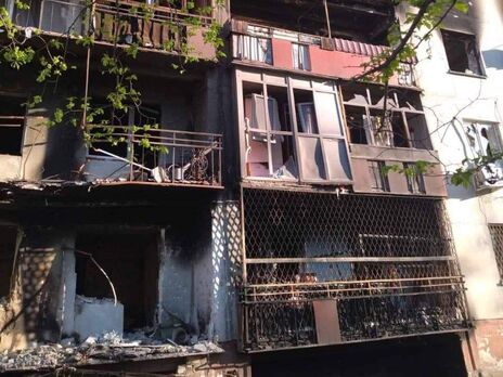 У Лисичанську окупанти обстріляли пекарню, яка до останнього випікала хліб для містян – Гайдай