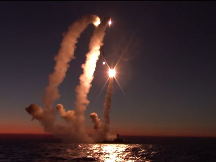 РФ знизила інтенсивність використання "Калібрів", завдає ударів по наземних об'єктах України протикорабельними ракетами – ВМС ЗСУ