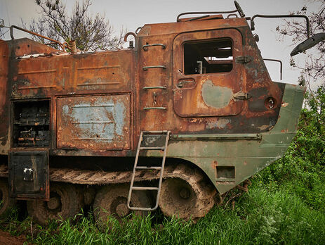 До втрат ворога додалося понад 100 окупантів, 16 ББМ, літак і гелікоптер – Генштаб