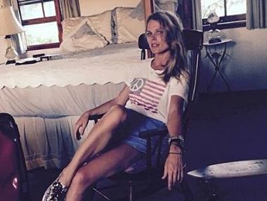 Фреймут поделилась постельным фото