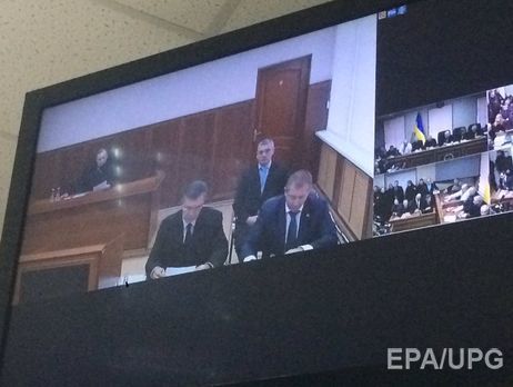 Янукович о выдаче оружия силовикам во время Майдана: За это отвечают те, кто принял такое решение