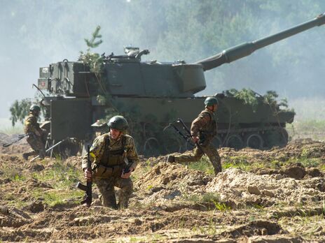 Норвегія передала Україні 22 самохідні гаубиці M109. Вони вже на фронті