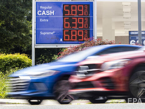 У США ціна на бензин сягнула рекорду