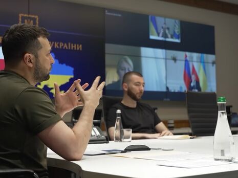 Зеленский провел видеоконференцию с президентами Польши и Словакии, они говорили о евроинтеграции Украины