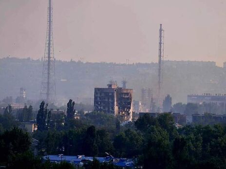 Окупанти намагаються взяти під повний контроль Сєвєродонецьк і штурмують населені пункти ще на двох напрямках – Генштаб ЗСУ