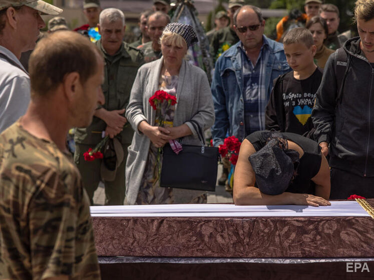 Резников надеется, что число жертв российского вторжения в Украину "не превышает 100 тыс."