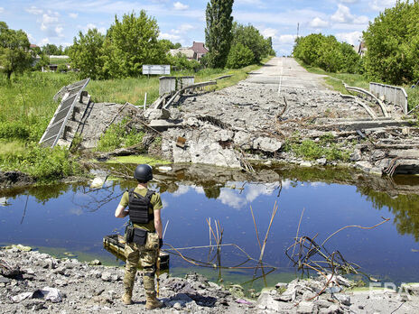 Оккупанты 19 июня обстреливали Харьков и окрестности, ударили ракетой по Люботину. В области ранены девять человек 