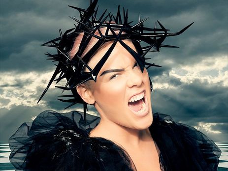 Беременная Pink исполнила 