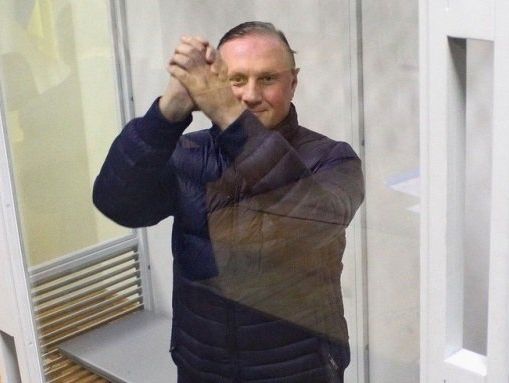 Защита Ефремова обжаловала решение суда о продлении ареста