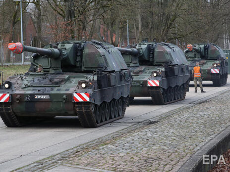 Германия и Нидерланды передали Украине 12 таких гаубиц