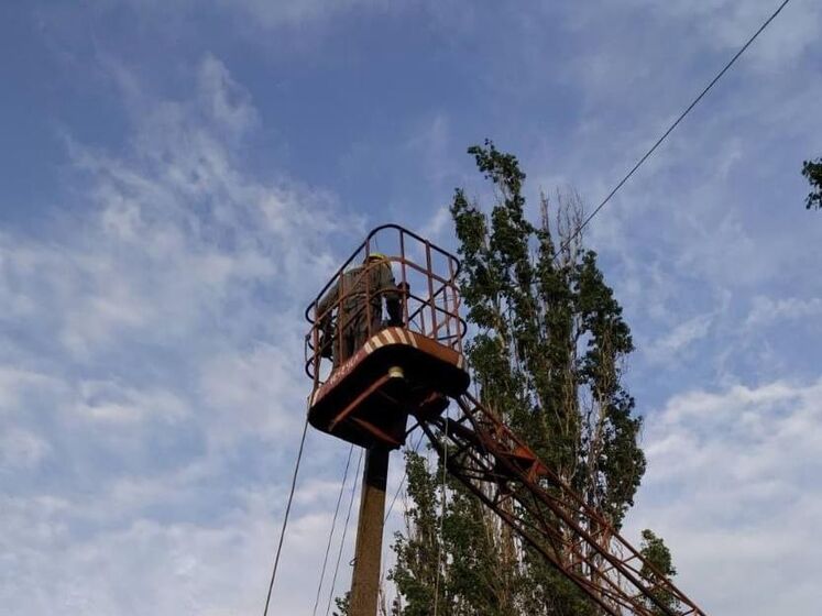 Энергетики вернули свет для 7 тыс. семей после вражеских обстрелов в Донецкой области &ndash; ДТЭК