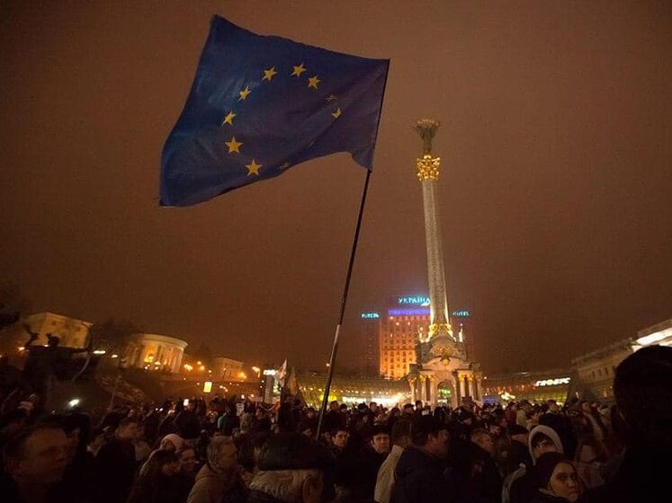 Украина получила статус кандидата: что изменится и когда страна может стать полноправным членом ЕС. Главное