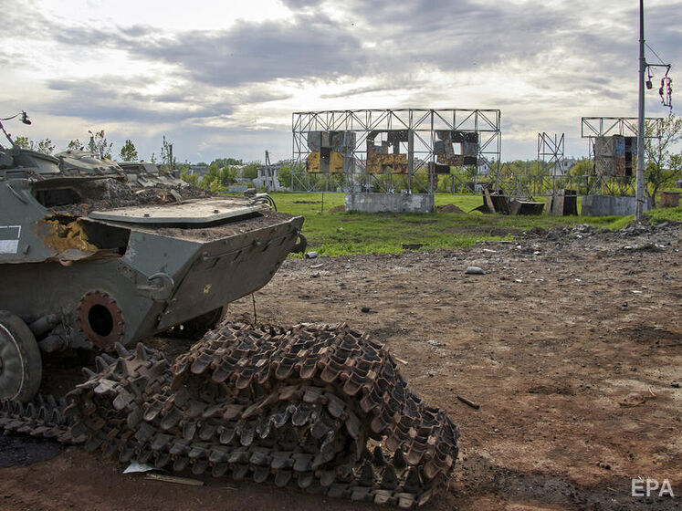 У Харківській області окупанти розміщують на своїх позиціях дерев'яні макети танків – Генштаб ЗСУ