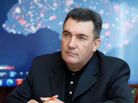 Данілов: Хочу заспокоїти Медведєва. Крим буде повернуто без спроб, одразу