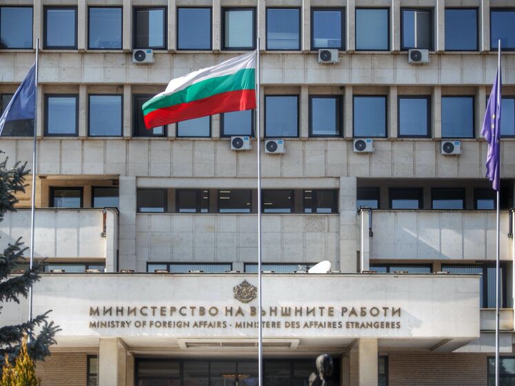 Болгария объявила о высылке из страны 70 сотрудников посольства РФ