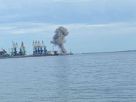 В окупованому Бердянську пролунало два вибухи в районі морського порту