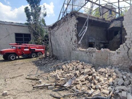 Оккупанты вечером 28 июня ударили ракетами по Харькову, возник пожар