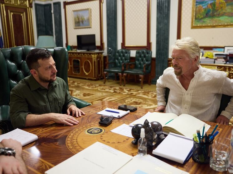 Зеленський зустрівся з мільярдером Бренсоном у Києві
