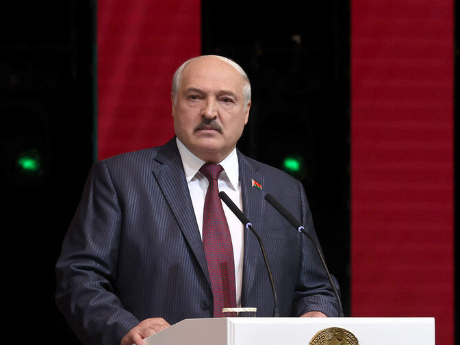Лукашенко обвинил Украину в "попытке нанести ракетный удар" по военным объектам Беларуси