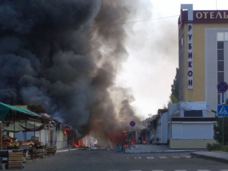 Оккупанты сообщили про взрывы и пожар в районе вокзала в Донецке
