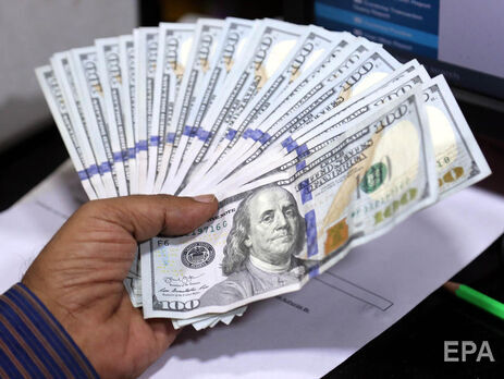 Чиновники вывезли из Украины свыше $5 млн – НАПК