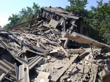 Оккупанты нанесли ракетный удар по частным домам в Торецке, под завалами находятся люди – ОВА