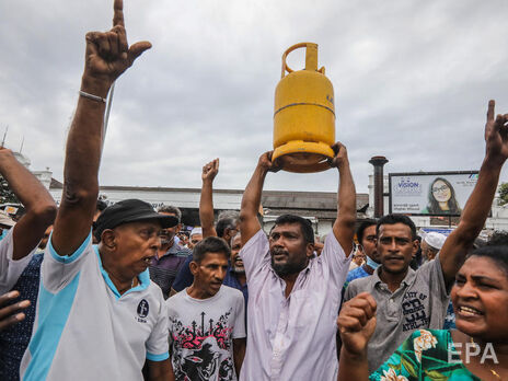 У містах Шрі-Ланки через дефіцит пального почалися заворушення