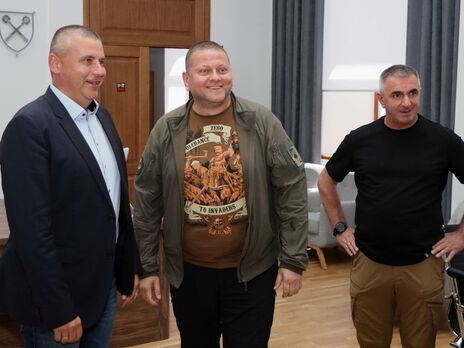 Украину посетила делегация военных из Венгрии, они встретились с Залужным и увидели Ирпень и Бородянку