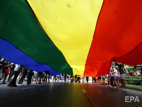 Петиция о легализации однополых браков набрала более 25 тыс. голосов, теперь ее должен рассмотреть Зеленский