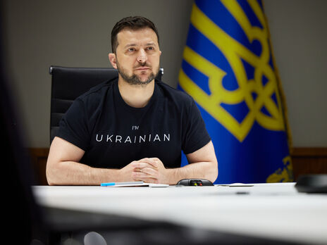 Зеленський пояснив причину масового звільнення українських послів 9 липня
