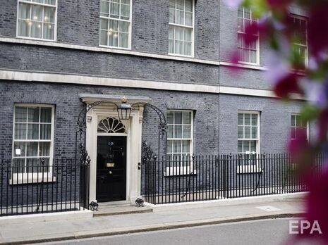 На посаду лідера британських консерваторів офіційно претендує дев'ятеро політиків