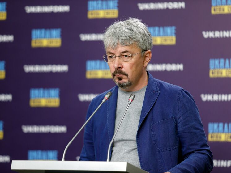 Ткаченко заявил, что его "застала врасплох" новость о выходе Ахметова из медиабизнеса