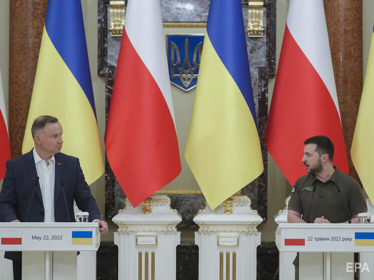 Президентский законопроект предлагает разрешить полякам находиться в Украине 18 месяцев и дать такие же права на работу и учебу, как украинцам