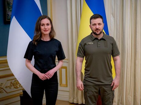 В мае 2022 года Марин посетила Украину и встретилась с Зеленским