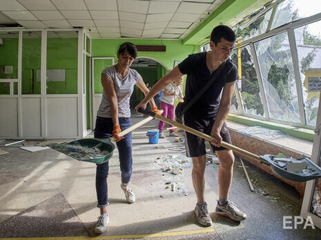Шмыгаль ждет, что местные власти до конца лета подготовят школы к очной учебе