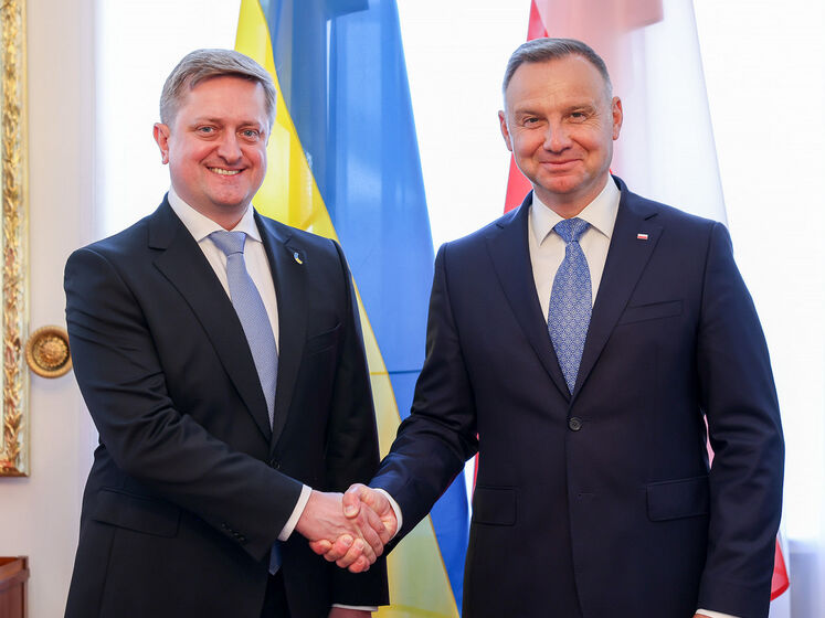 Посол Украины Зварыч вручил президенту Польши верительные грамоты