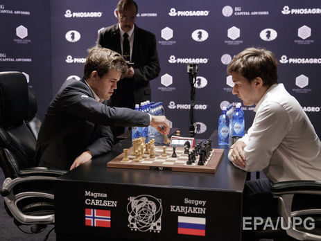 Норвежец Карлсен стал чемпионом мира по шахматам, обыграв россиянина Карякина