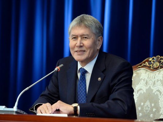 Атамбаев заявил, что военную базу РФ выведут из Кыргызстана после окончания срока договора 