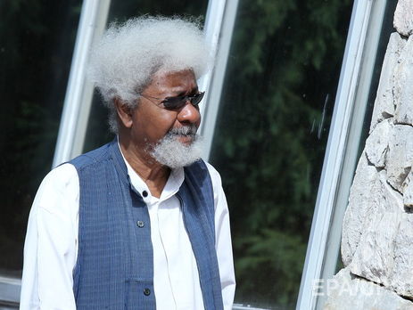 Нобелевский лауреат по литературе выбросил Green Card из-за победы Трампа на выборах