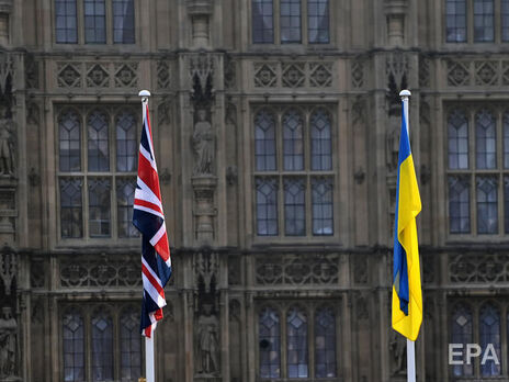 Великобритания еще до конца лета откажется от российского угля и до нового года – от нефти