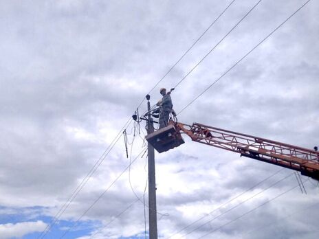 Энергетики ДТЭК вместе с ВСУ за неделю вернули свет для 58 тыс. семей Донбасса