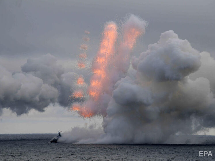 В Черном море оккупанты сосредоточили два носителя крылатых ракет 