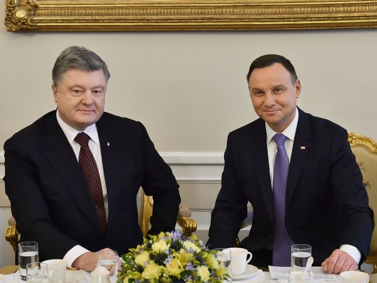 Порошенко заявил, что на границе с Польшей появится еще четыре пункта пропуска