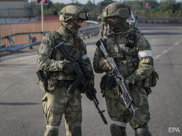 У Херсоні російські військовослужбовці захопили пасажирський теплохід, щоб переправлятися через Дніпро – поліція