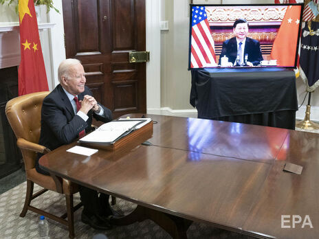 Байден та Сі Цзіньпін провели п'яту телефонну розмову, зазначив "Голос Америки"