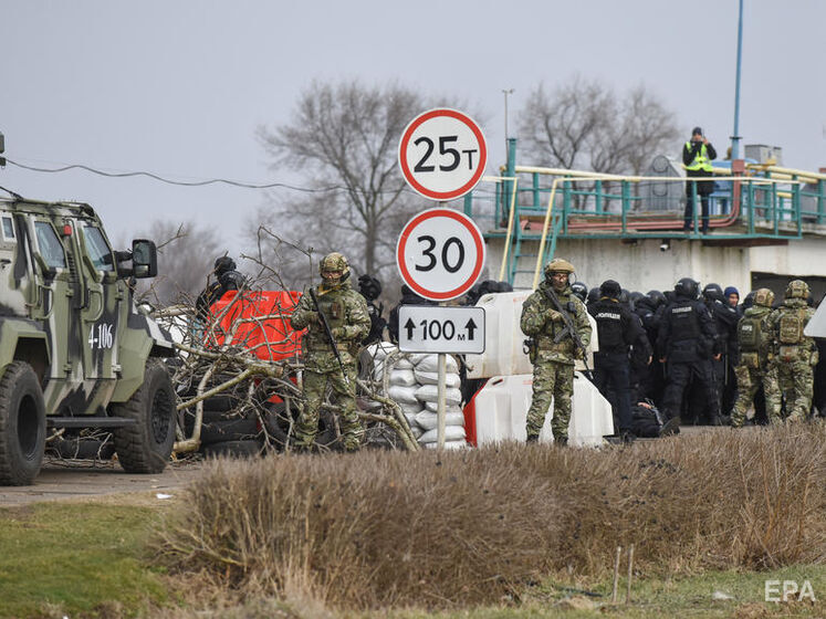 Росія перекидає війська на територію окупованого Херсона та Криму – Скібіцький