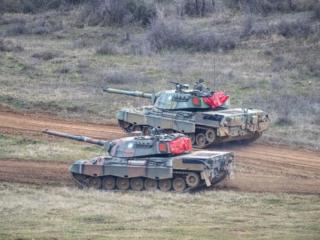Испания не будет отправлять танки Leopard в Украину